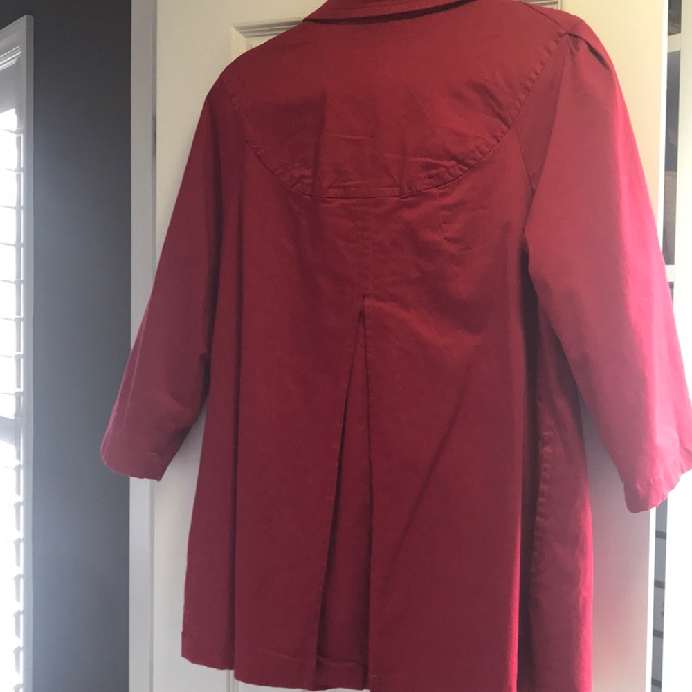 Red jacket - Picture 4 of 4